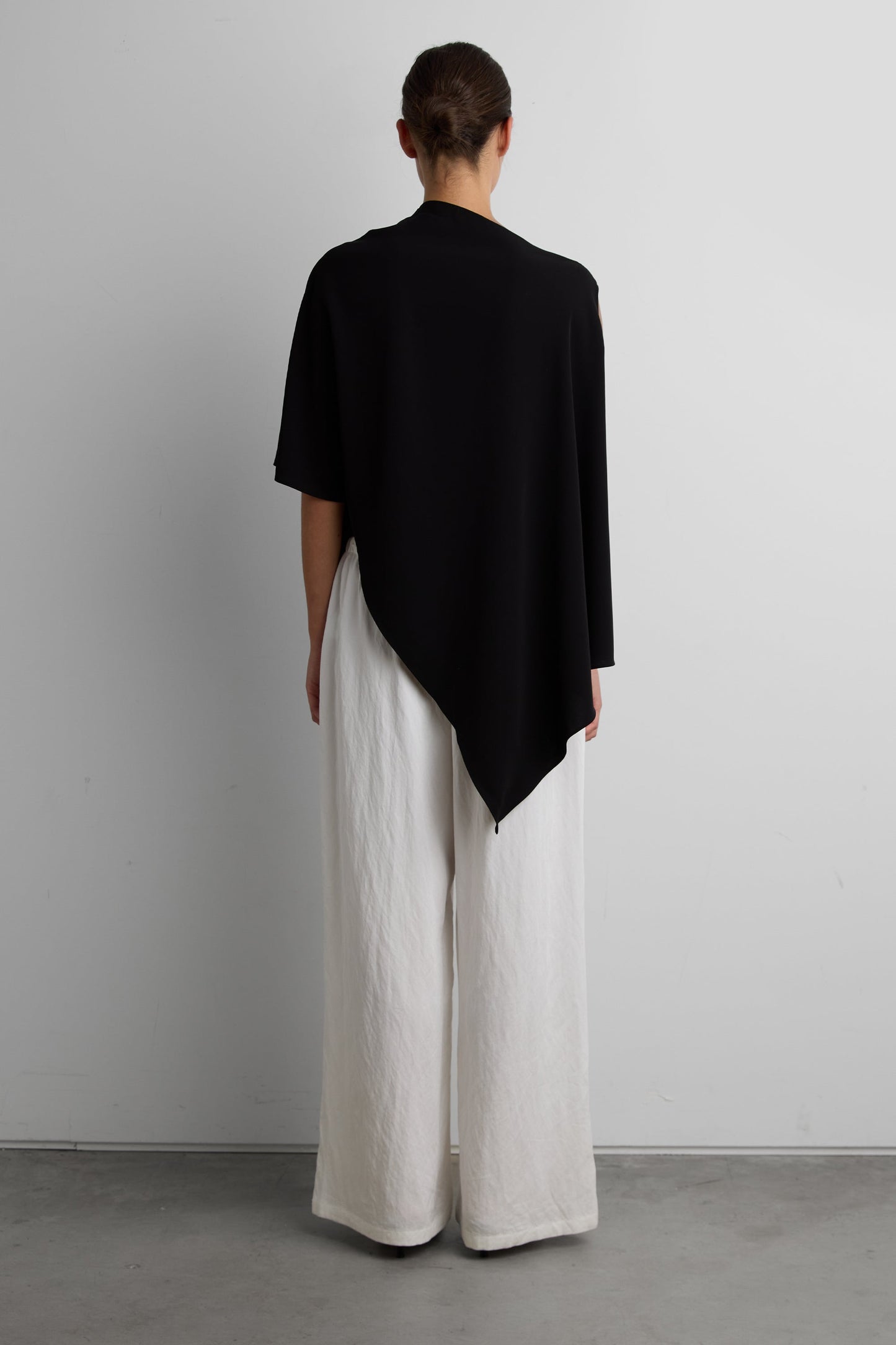 ASYMMETRICAL DRAPE CAPE TOP