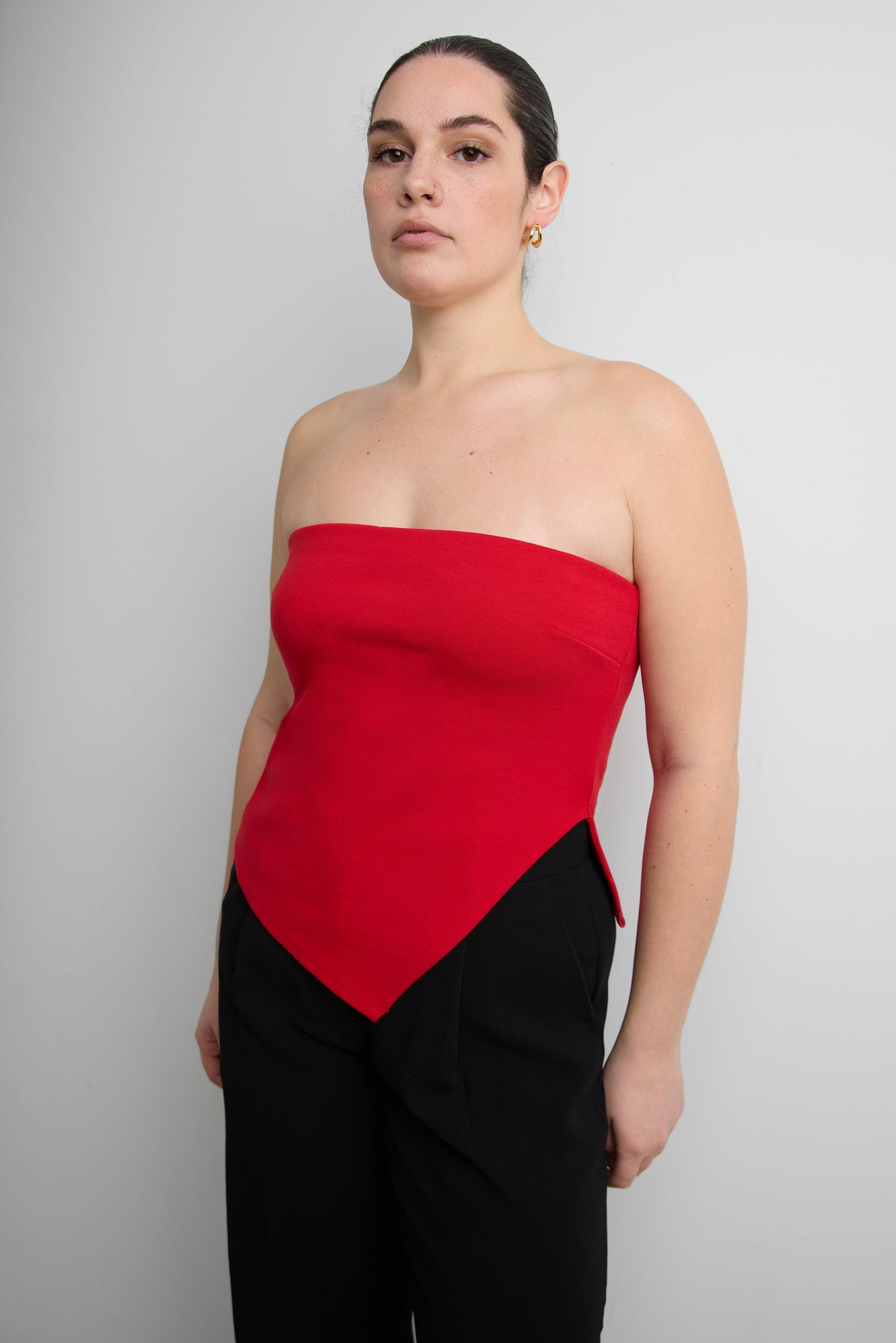 CROPPED TUBE TOP WITH SIDE SLIT