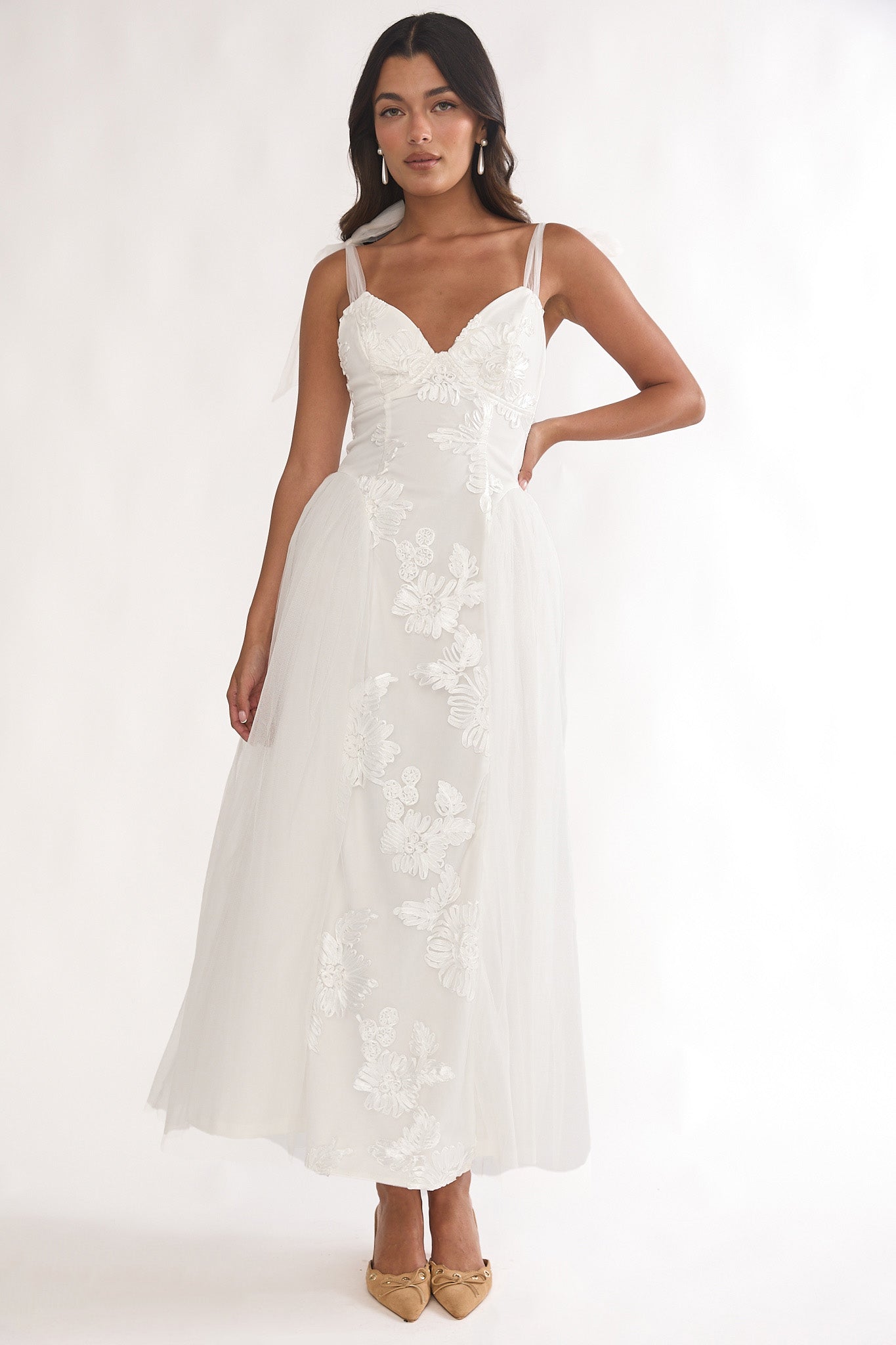 Serifine Floral Embellished Bow Maxi Dress White