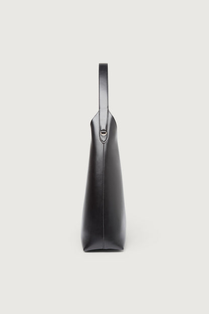 EVERYDAY SHOULDER BAG