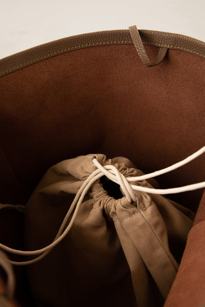 AMELIA LEATHER TOTE BAG