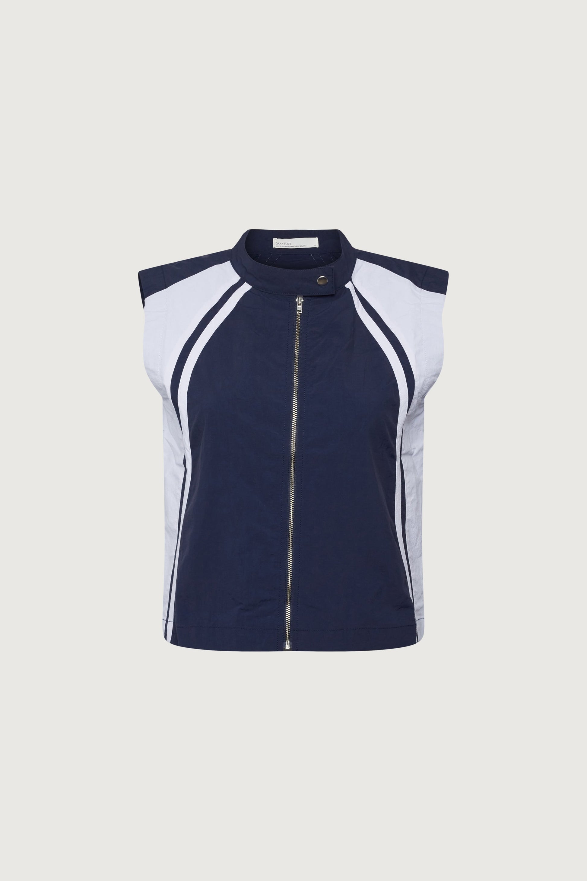 SLEEVELESS NYLON RACER TOP