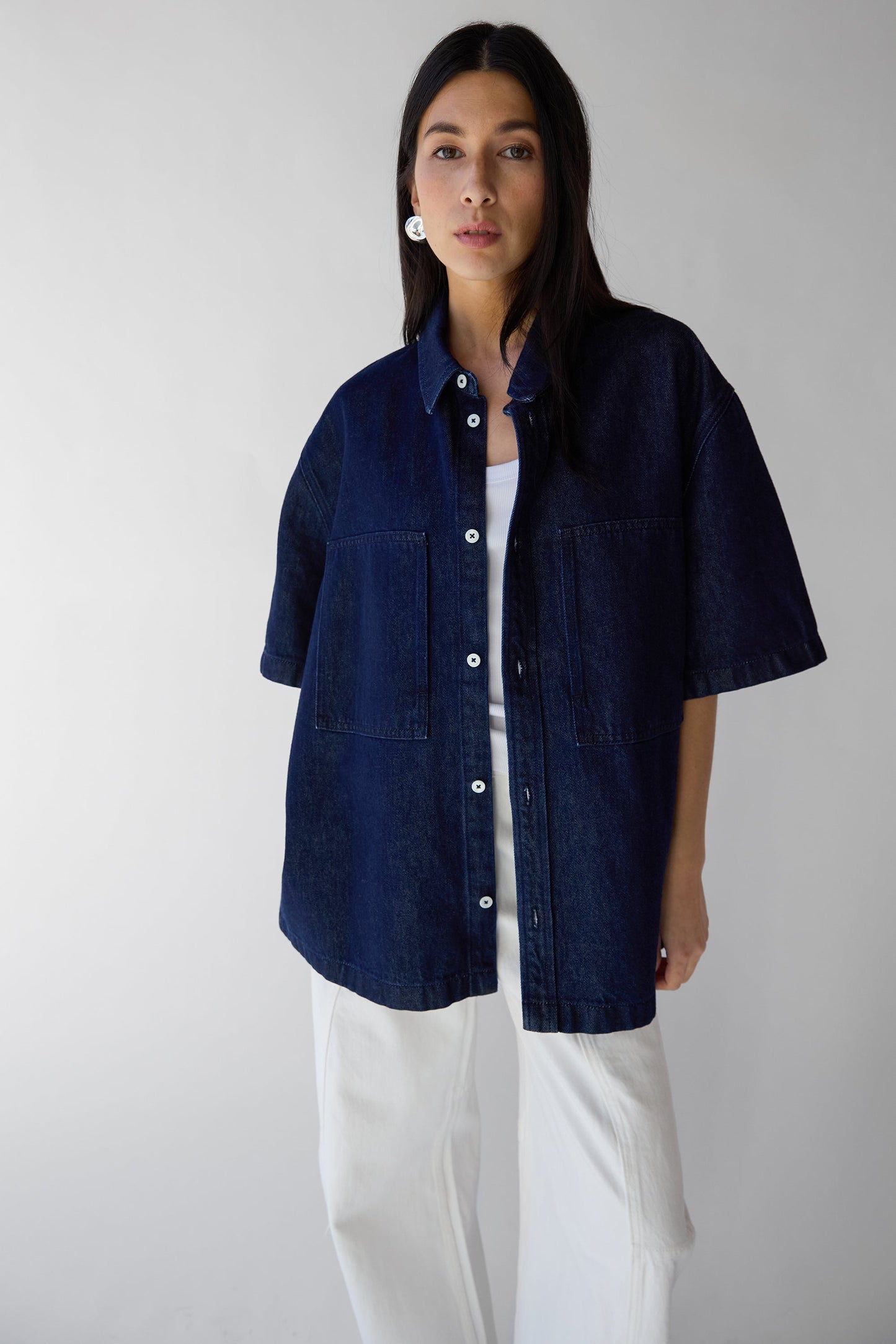 OVERSIZED SHORT SLEEVE DENIM SHIRT