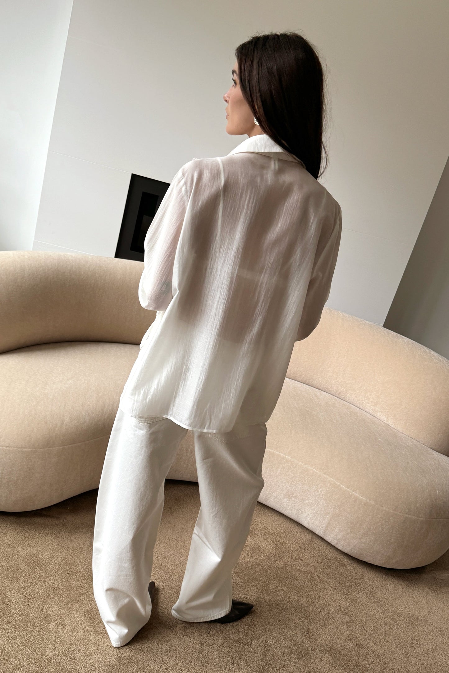 RUFFLE TIE BLOUSE