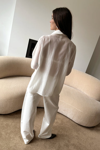 RUFFLE TIE BLOUSE