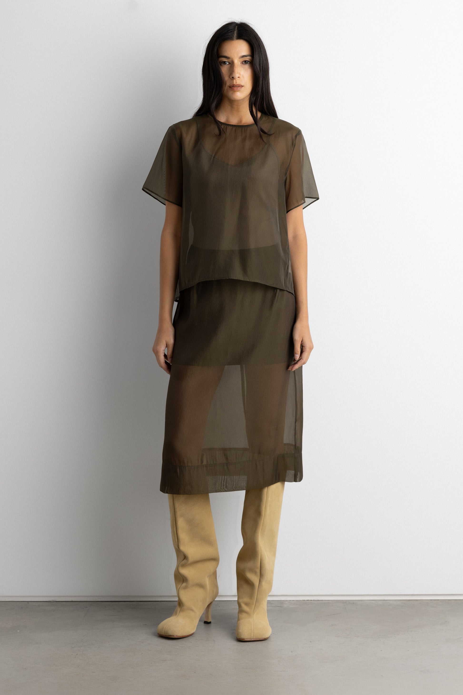 ORGANZA SHEER BACK SLIT TOP