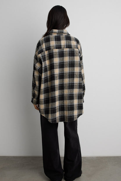 OVERSIZED BRUSHED WOOL PLAID BUTTON UP SHIRT