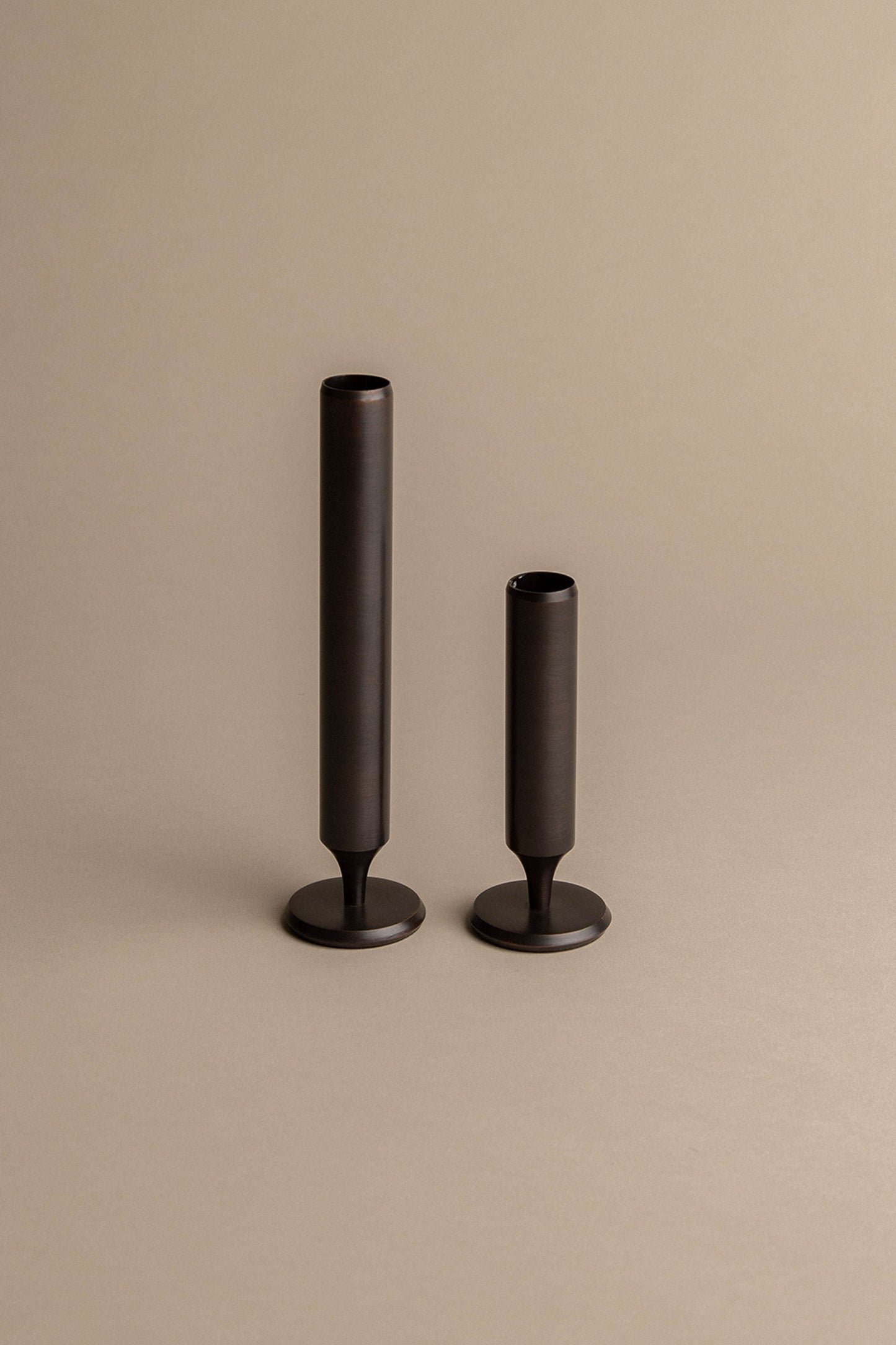 SMALL PILIER TAPER CANDLE HOLDER