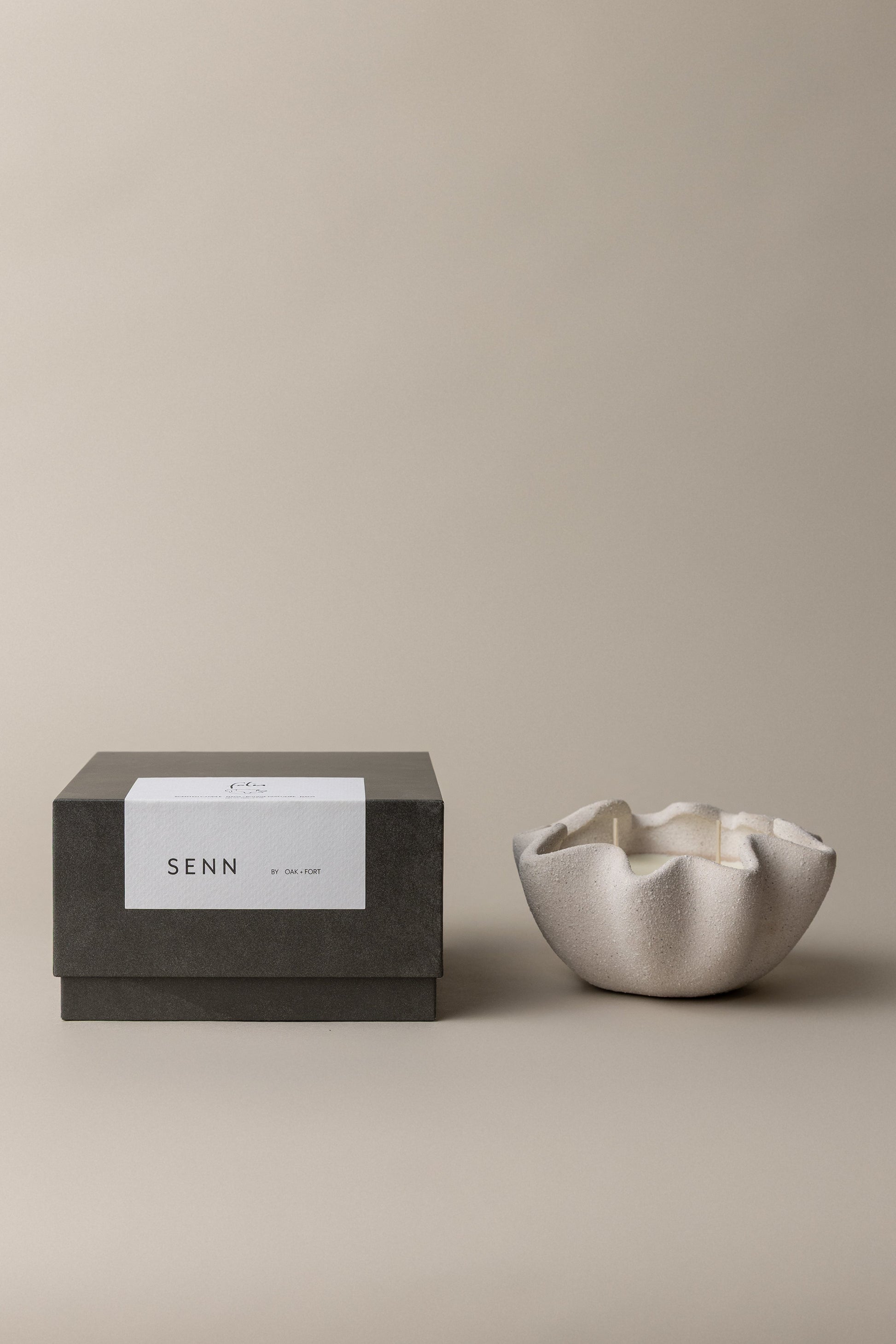 FOLIA SCENTED CANDLE