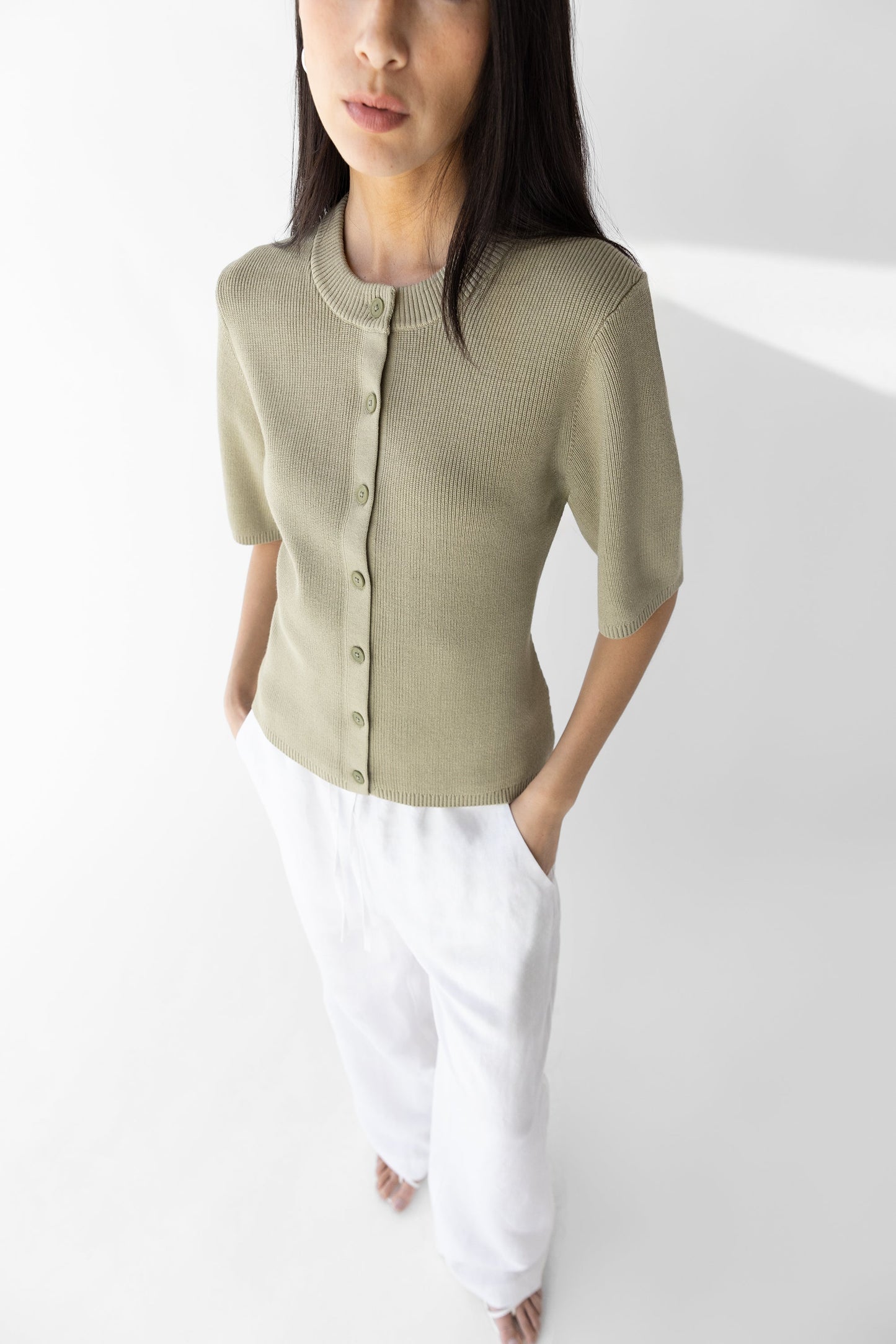 QUARTER LENGTH SLEEVE BUTTON FRONT CARDIGAN
