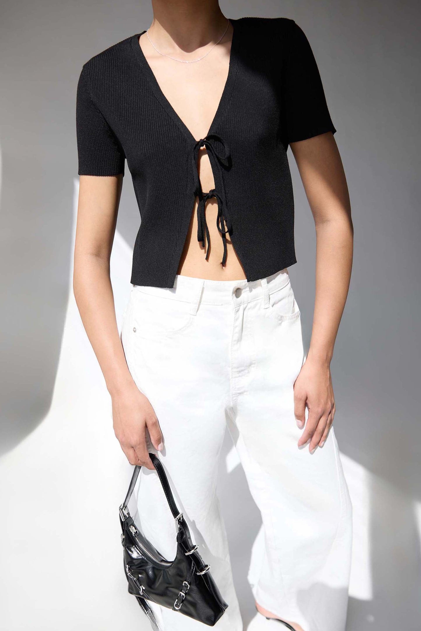 CROPPED SHORT SLEEVE SWEATER WITH OPEN FRONT TIES