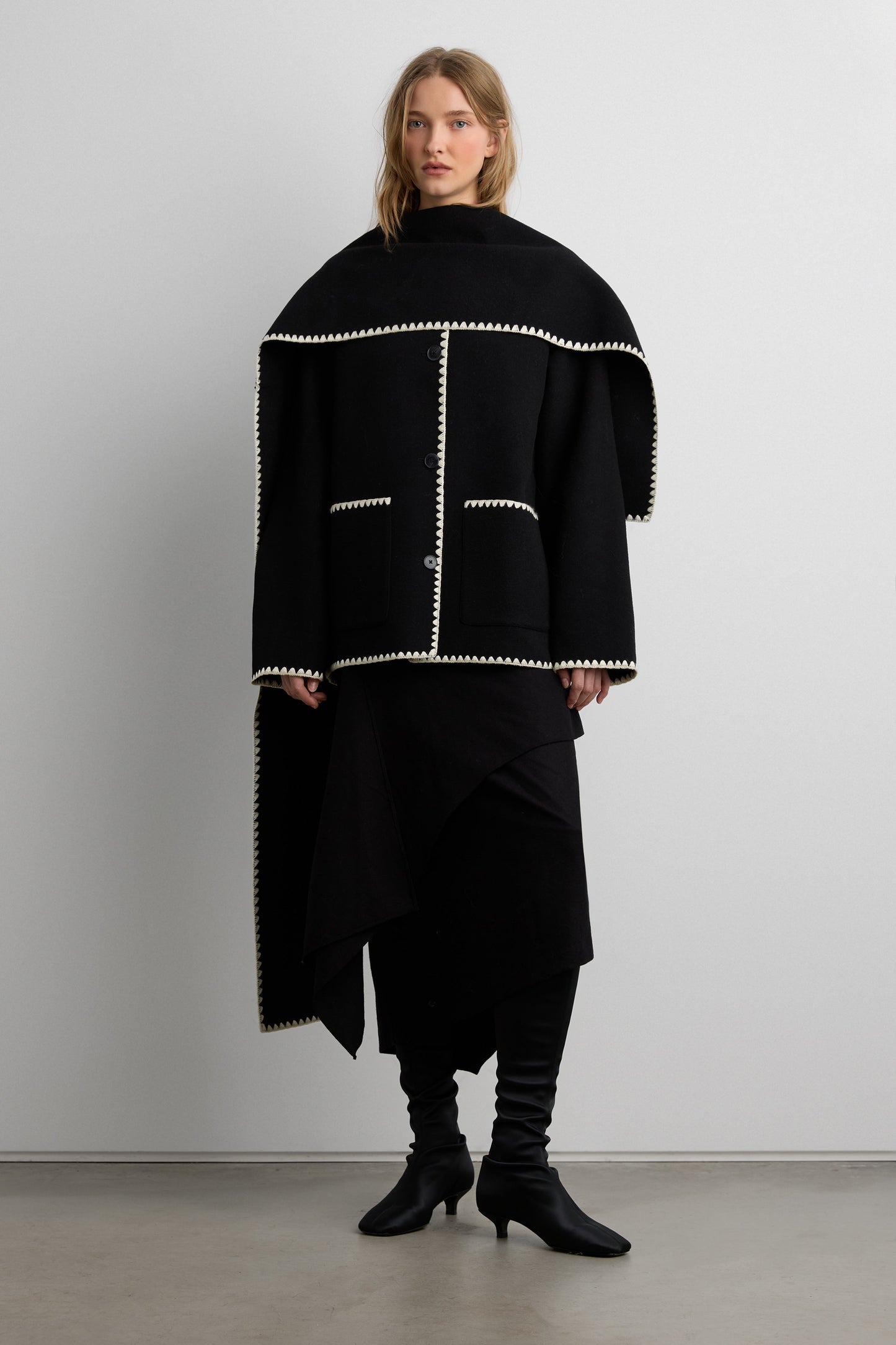 WOOL-BLEND CONTRAST STITCH SCARF JACKE