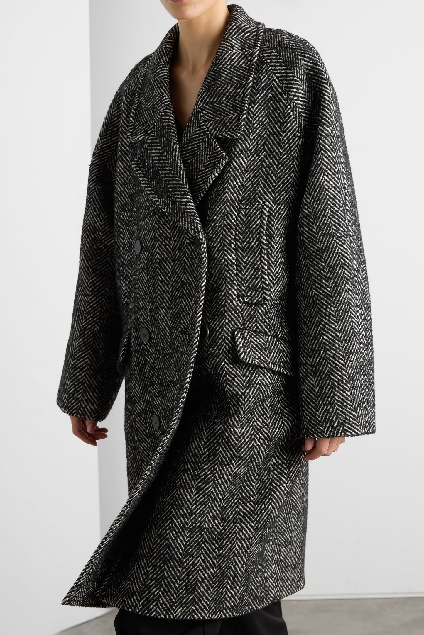 OVERSIZED WOOL-BLEND DOUBLE-BREASTED COAT