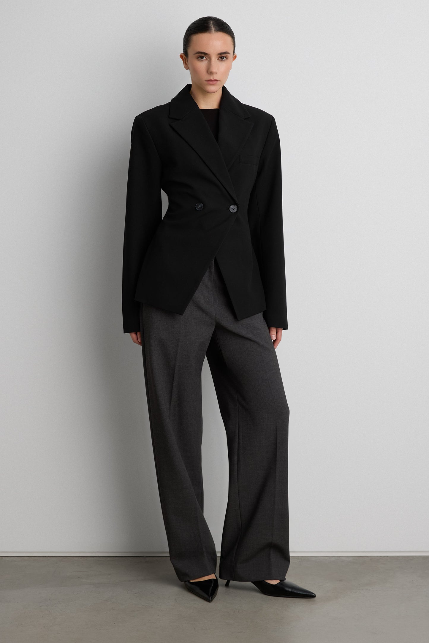 CINCHED WAIST DOUBLE-BREASTED BLAZER