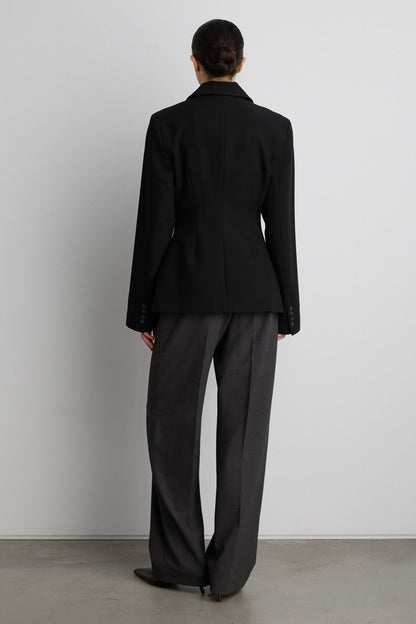 CINCHED WAIST DOUBLE-BREASTED BLAZER