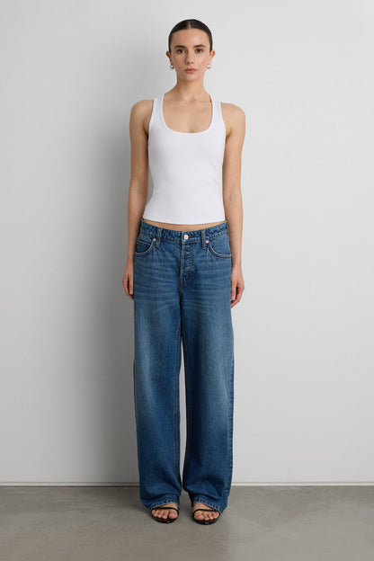 MID-RISE STRAIGHT LEG JEAN