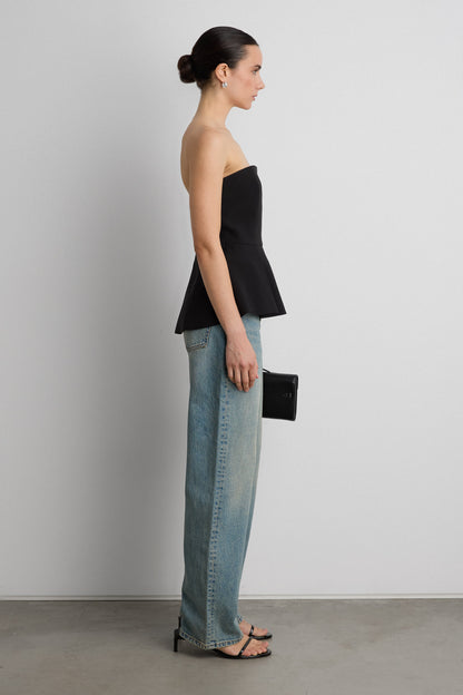 MID-RISE STRAIGHT LEG JEAN