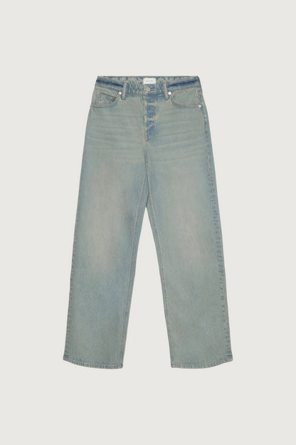 MID-RISE STRAIGHT LEG JEAN