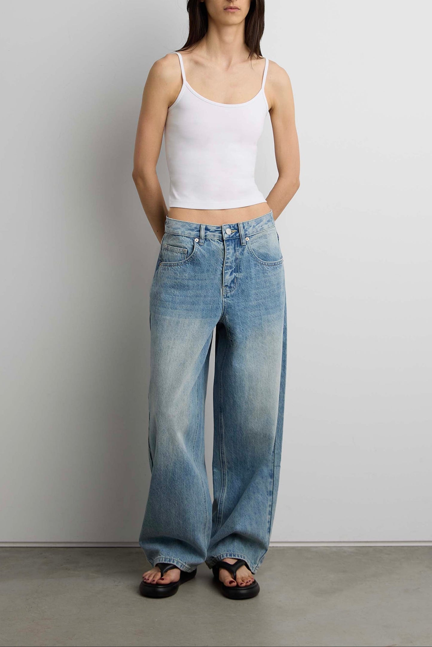 27" CURVE LEG MID RISE DENIM JEAN