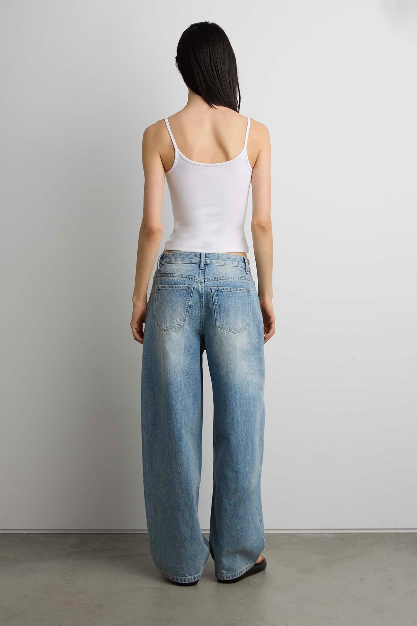 27" CURVE LEG MID RISE DENIM JEAN