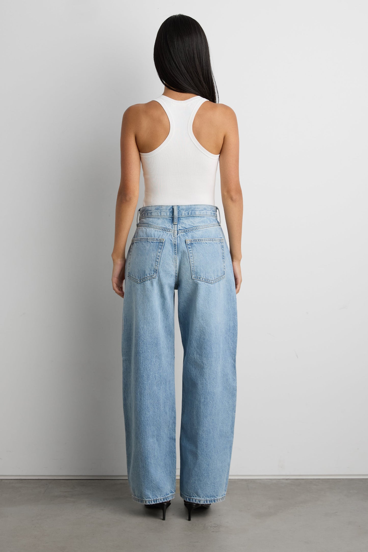 MID-RISE WIDE LEG JEAN WITH DRAWSTRING WAIST