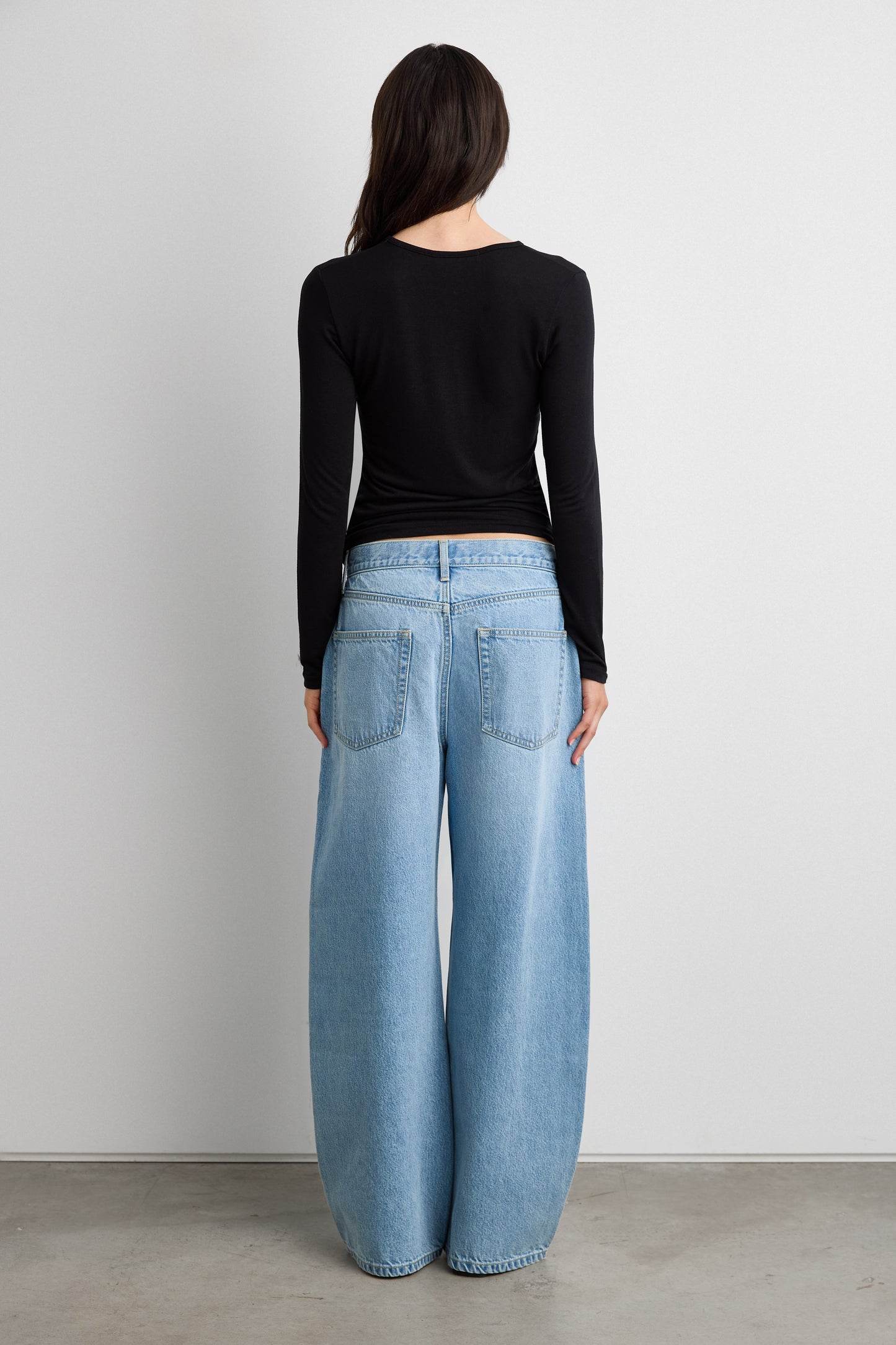 MID-RISE WIDE LEG JEAN WITH DRAWSTRING WAIST