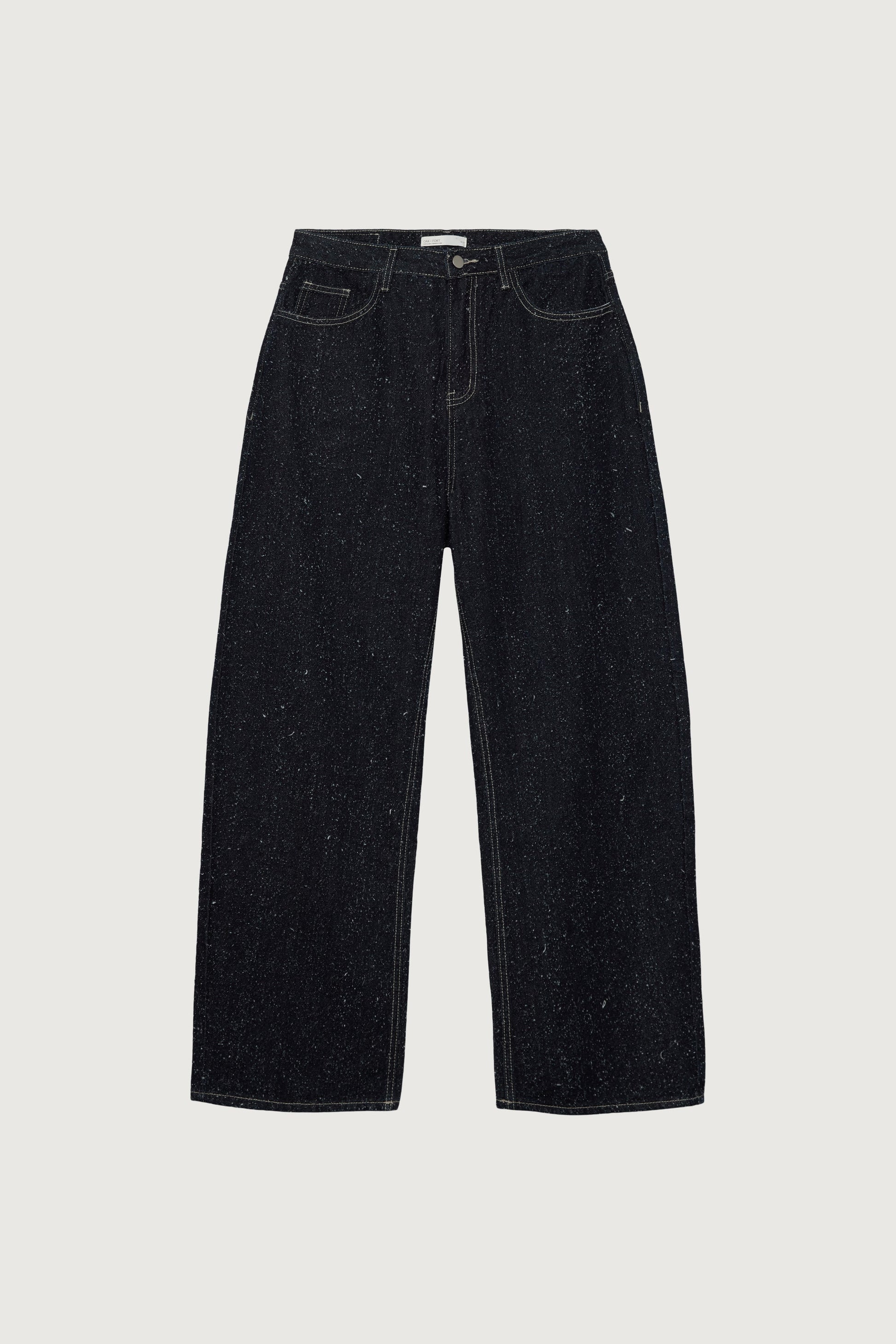 MID-RISE BARREL LEG BOUCLE TEXTURED JEAN