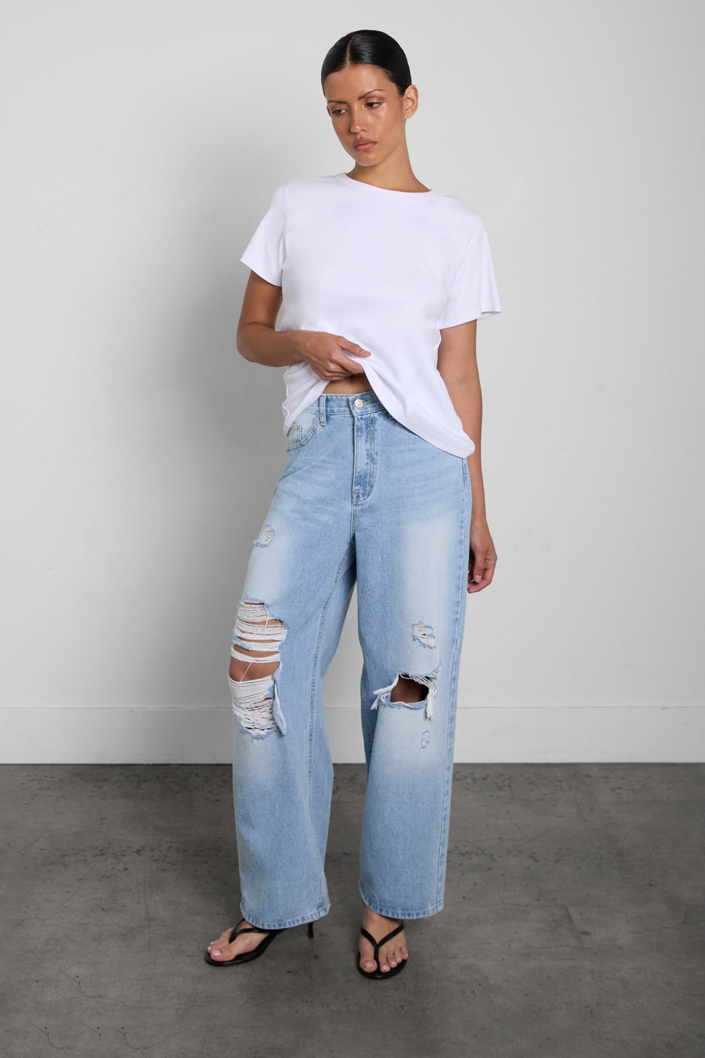 DISTRESSED VINTAGE BAGGY JEAN