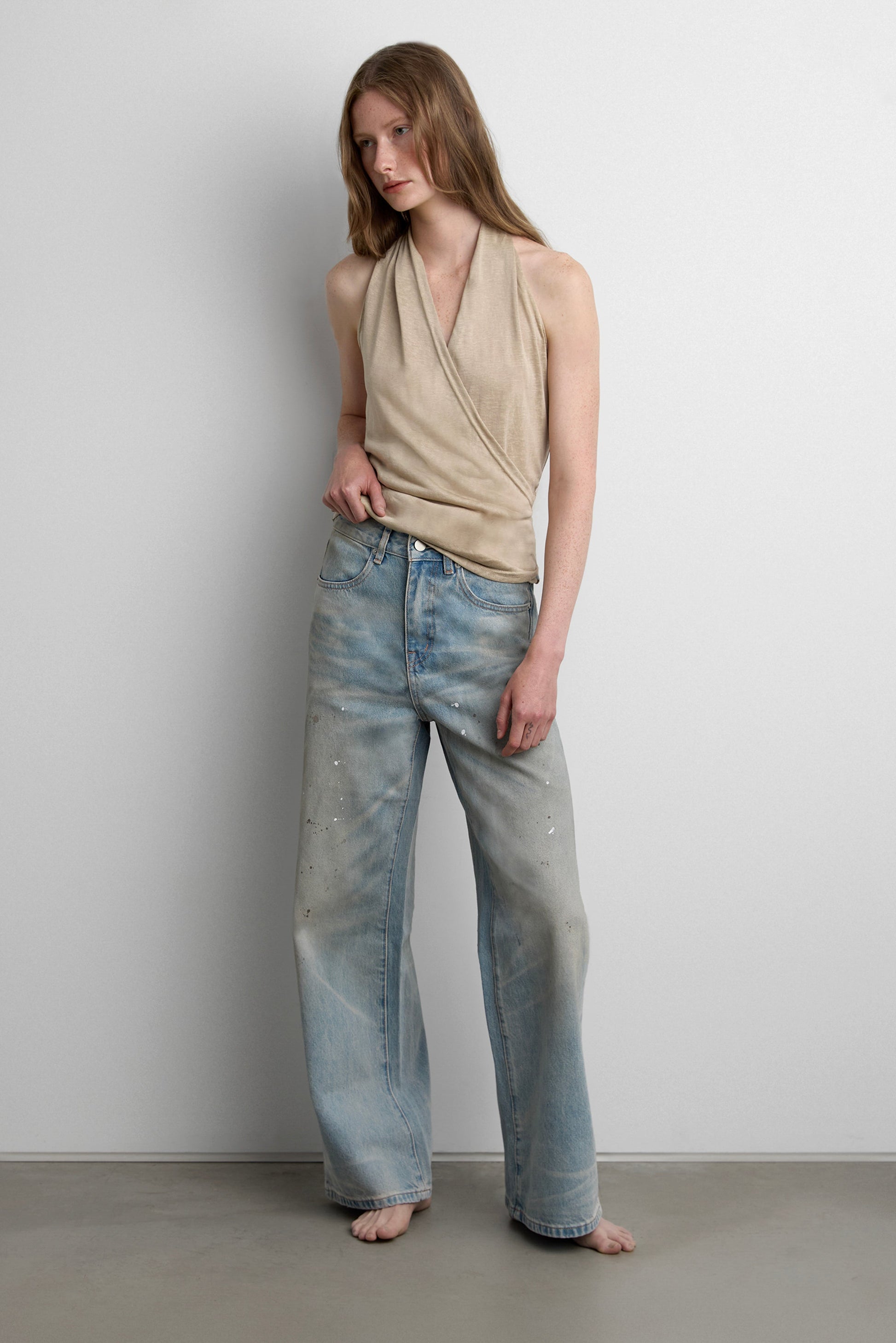 WIDE LEG JEAN WITH PAINT EFFECT
