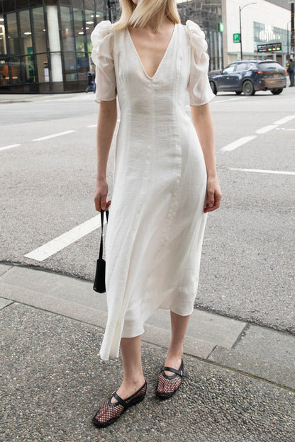 V-NECK PUFF SLEEVE MAXI DRESS