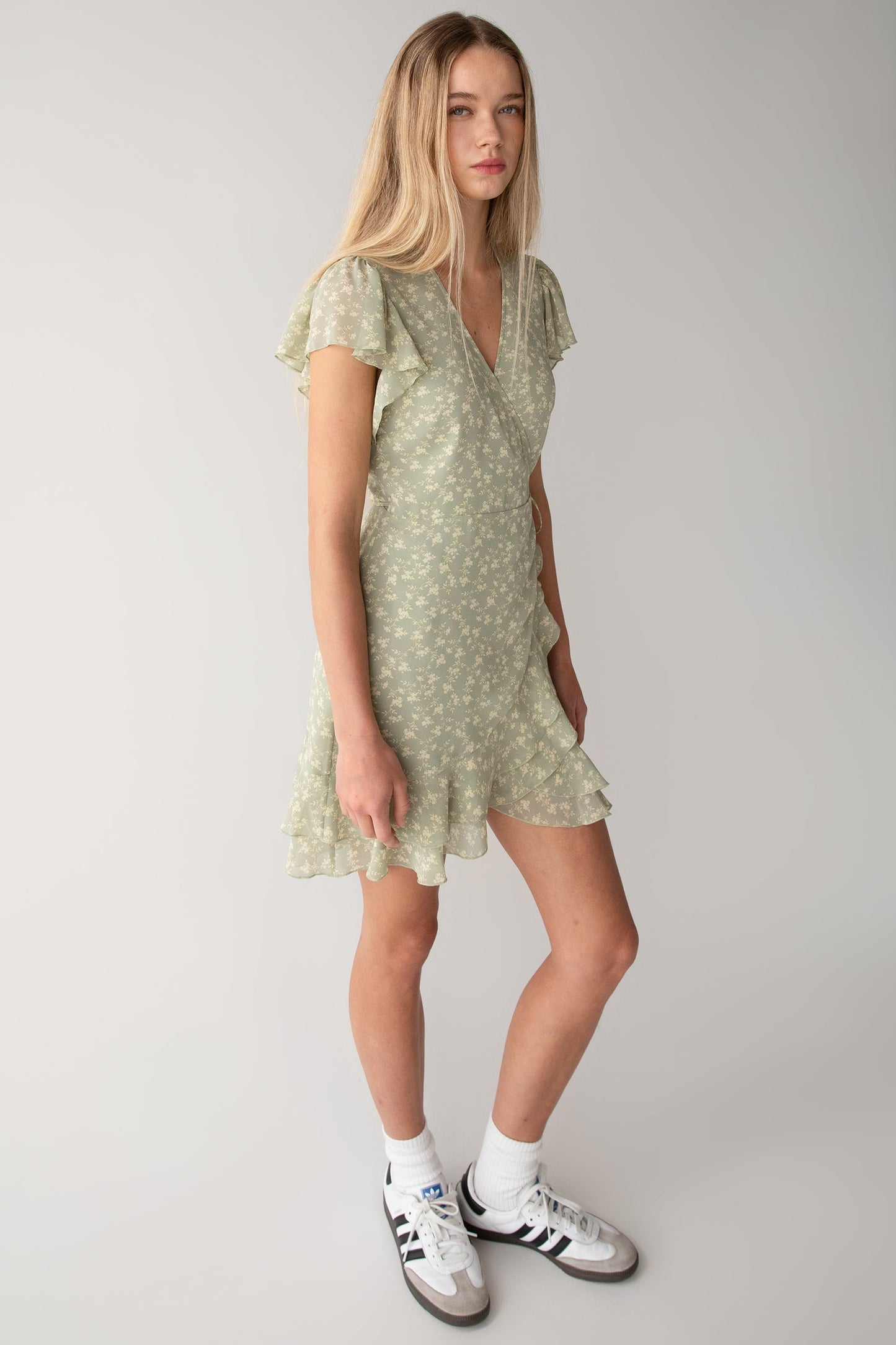 FLORAL WRAP MINI DRESS WITH RUFFLED HEM