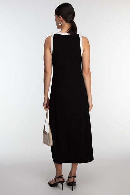 SLEEVELESS CONTRAST TRIM BUTTON FRONT MAXI DRESS