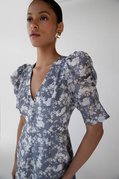 V-NECK PUFF SLEEVE FLORAL MAXI DRESS