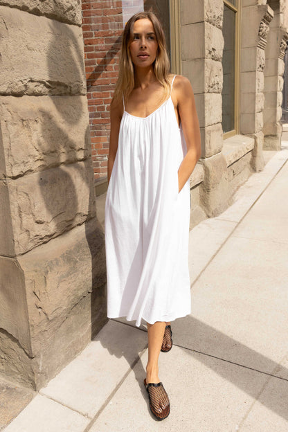 GATHERED NECKLINE MAXI DRESS