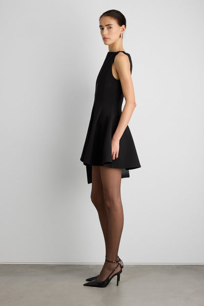 BOAT NECK SLEEVELESS MINI DRESS
