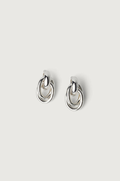 INTERLOCKING RING EARRINGS