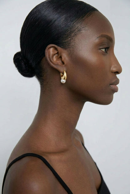 CONTRAST PENDANT EARRING