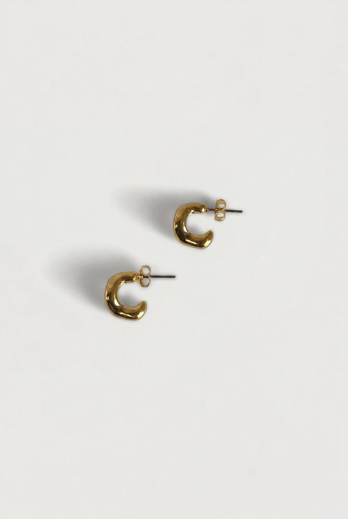 ORGANIC CURVE MINI STUD EARRINGS