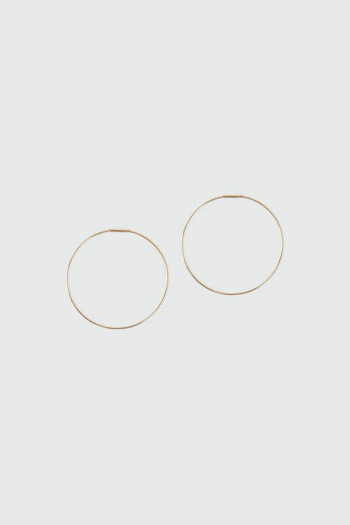 MEDIUM DAINTY HOOP
