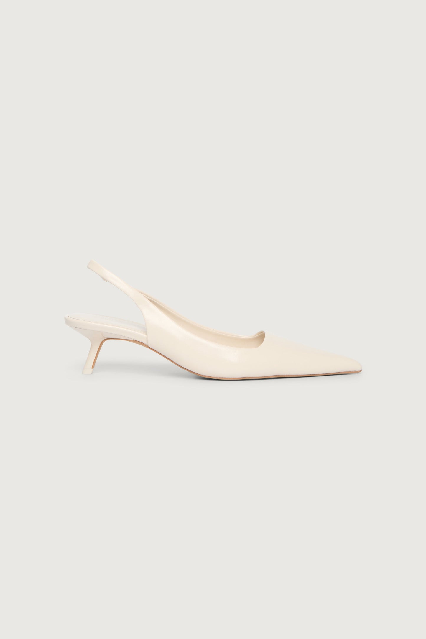 POINTED TOE SLING BACK KITTEN HEEL