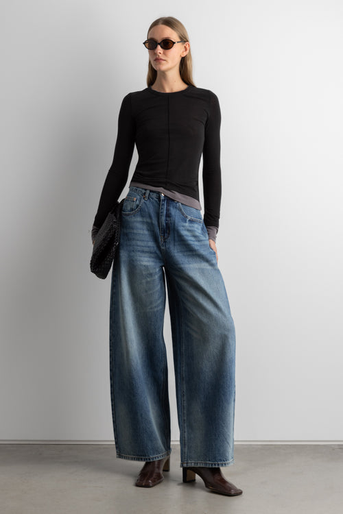 MEDIUM WASH WIDE LEG DENIM JEAN