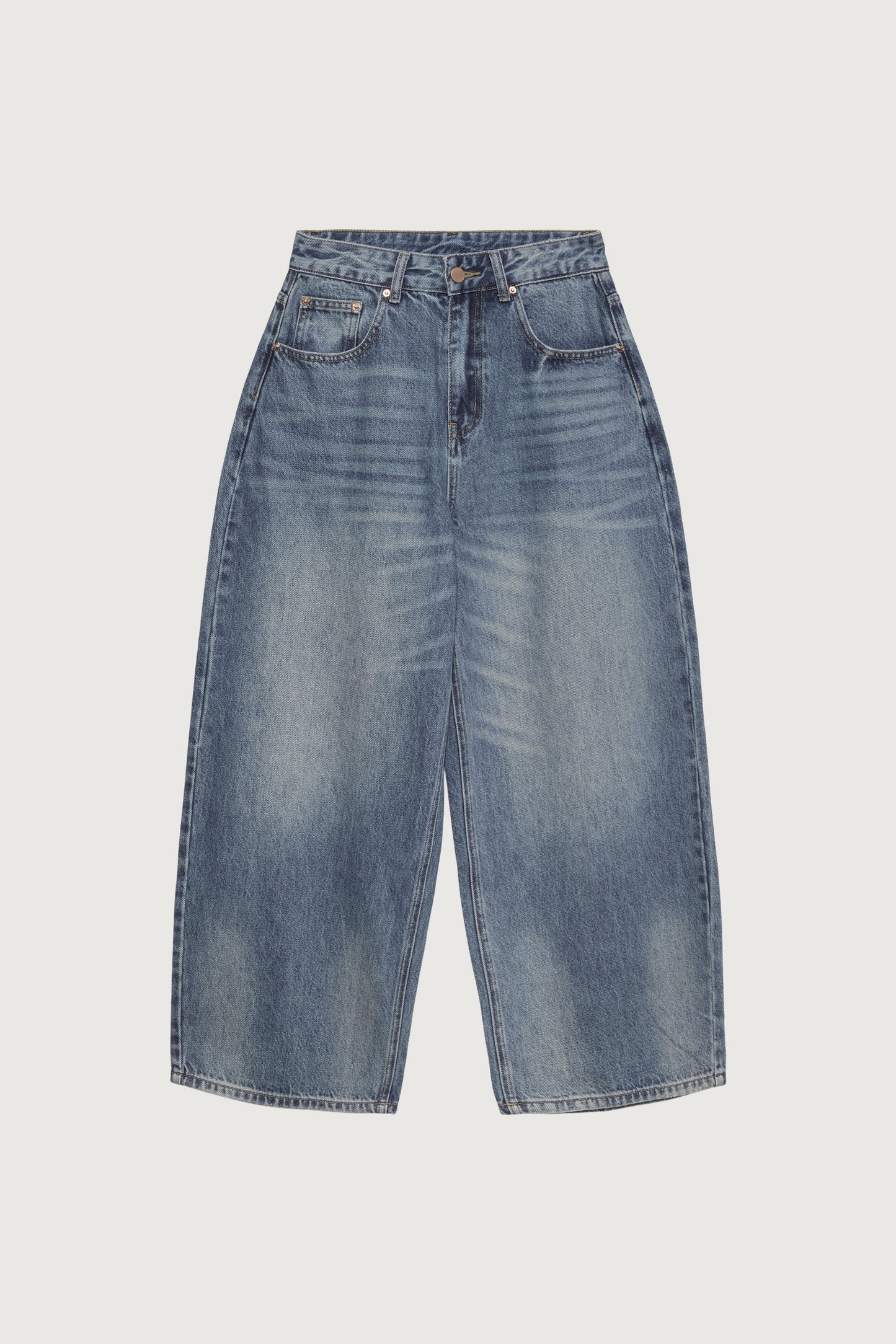 MEDIUM WASH WIDE LEG DENIM JEAN