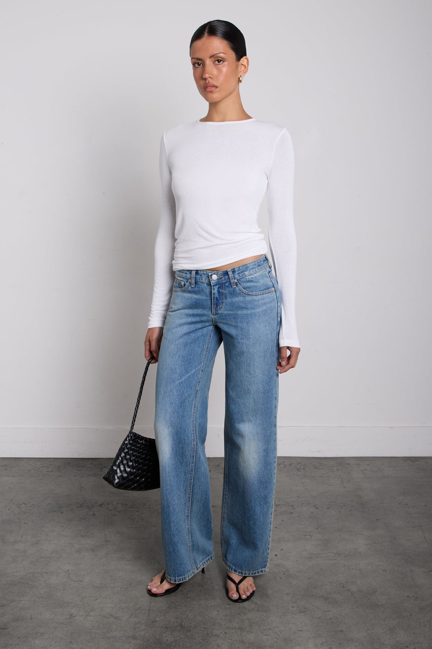 VINTAGE WASH STRAIGHT JEAN