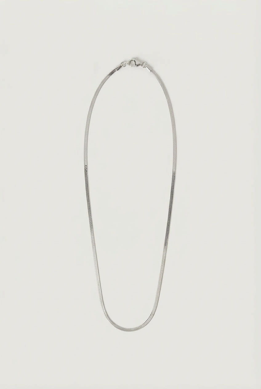 THIN SNAKE CHAIN NECKLACE