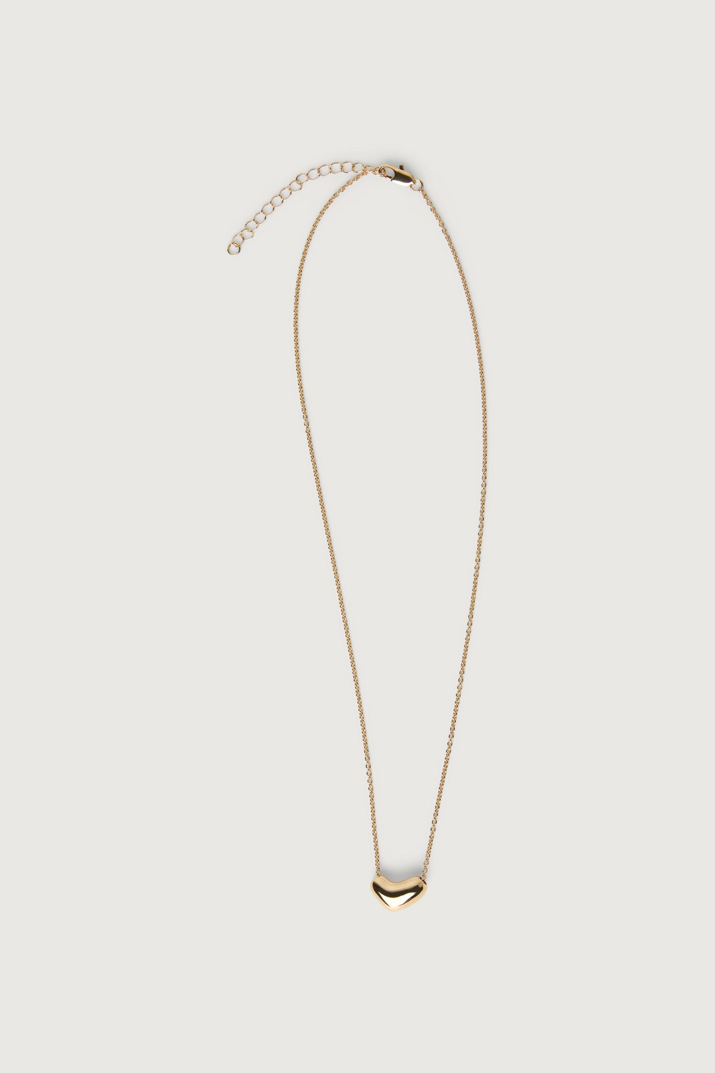 ORGANIC FORM PEBBLE NECKLACE