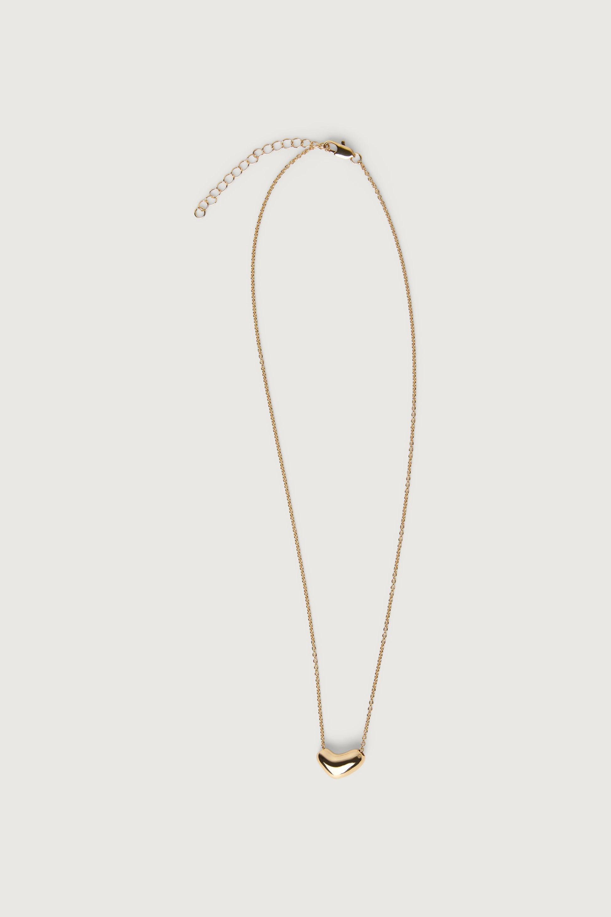 ORGANIC FORM PEBBLE NECKLACE