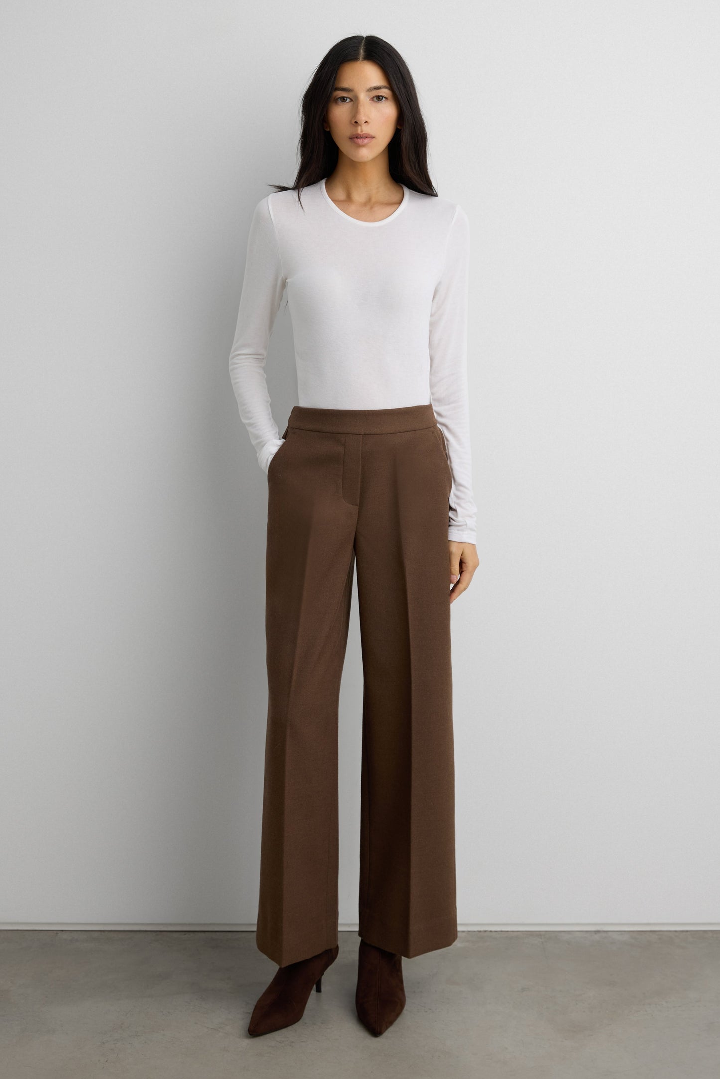 CROPPED HALF ELASTIC WAIST PANT