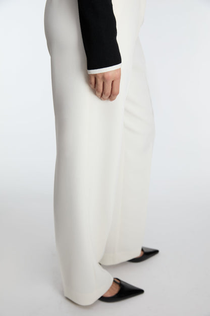 HIGH-RISE STRAIGHT LEG TROUSER WITH HALF ELASTIC WAIST