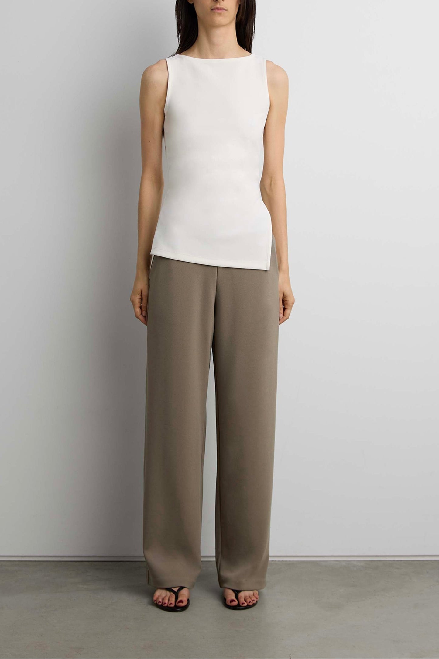 MID-RISE WIDE LEG PANT
