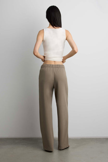 MID-RISE WIDE LEG PANT